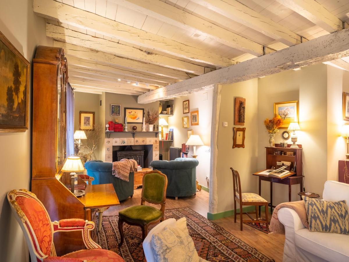 Encantadora Casa De Pueblo Con 5 Hab. En Burgos ซานโตโดมิงโก เด ซีลอส ภายนอก รูปภาพ